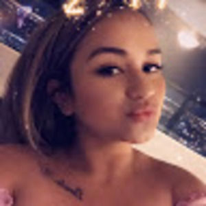 Meet your Posher, Daniela